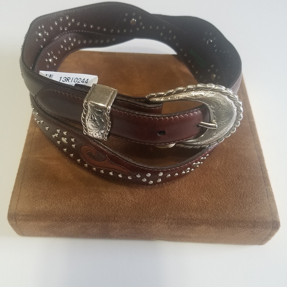Resistol women leather studded detail